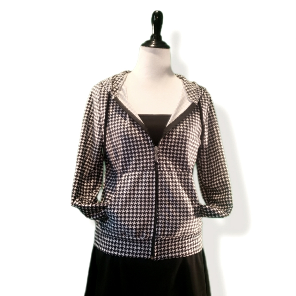 Black & white houndstooth hoodie